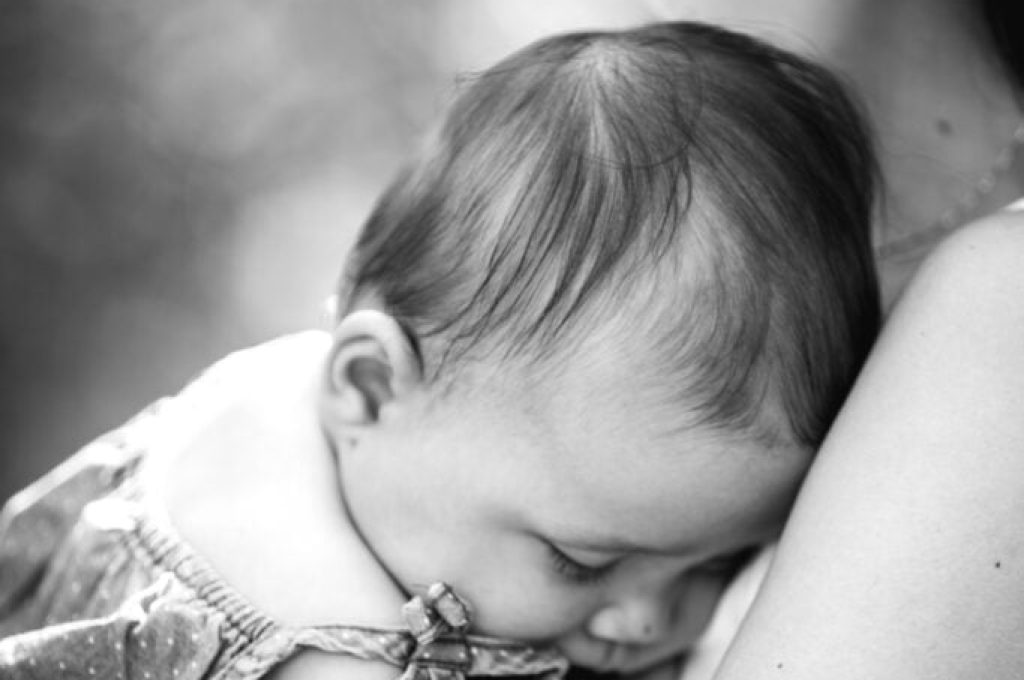 Tess familiefotoshoot Breda 2022 Luciennefotografie-27